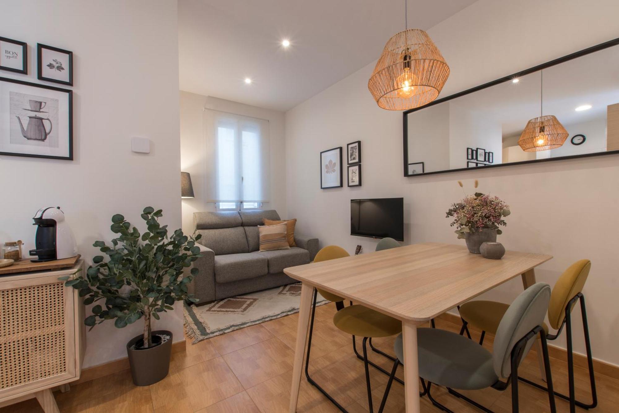 Fee4Me. Elegant Flat A Few Minutes From Atocha. Apartment Madrid Exterior photo